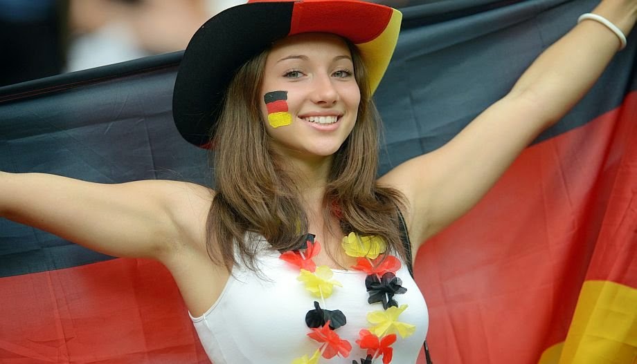 Most Beautiful Germany Woman Fans Photos.
