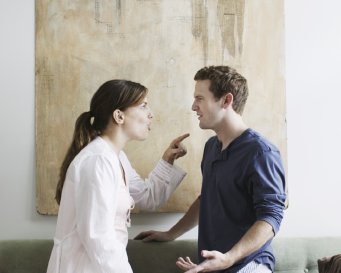 6 Hal yang Membuat Istri Merasa Keberadaanya Dalam Pernikahan Jadi Percuma. Mau Tahu? Ini Diantaranya 6 Hal yang Membuat Istri Merasa Keberadaanya Dalam Pernikahan Jadi Percuma. Mau Tahu? Ini Diantaranya