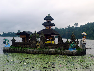 Ulun Danu Temple Bali Indonesia 13