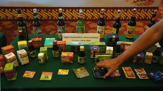 Banyak Dijual di Warung, ini Daftar 54 Obat Tradisional Berbahaya yang Ditarik BPOM Banyak Dijual di Warung, ini Daftar 54 Obat Tradisional Berbahaya yang Ditarik BPOM