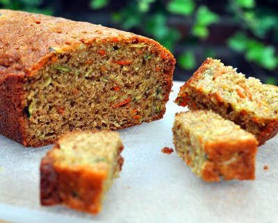 Zucchini Bread with Carrot & Candied Ginger ♥ KitchenParade.com, my go-to recipe, plenty of zucchini, carrot for color, ginger for zing, lots of spices. Stays fresh for days!