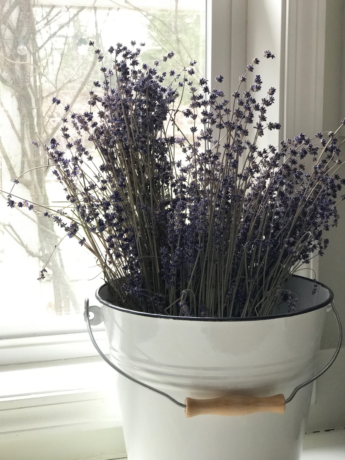 Little Farmstead: Four Easy January Home Decorating Ideas (Farmhouse Style)