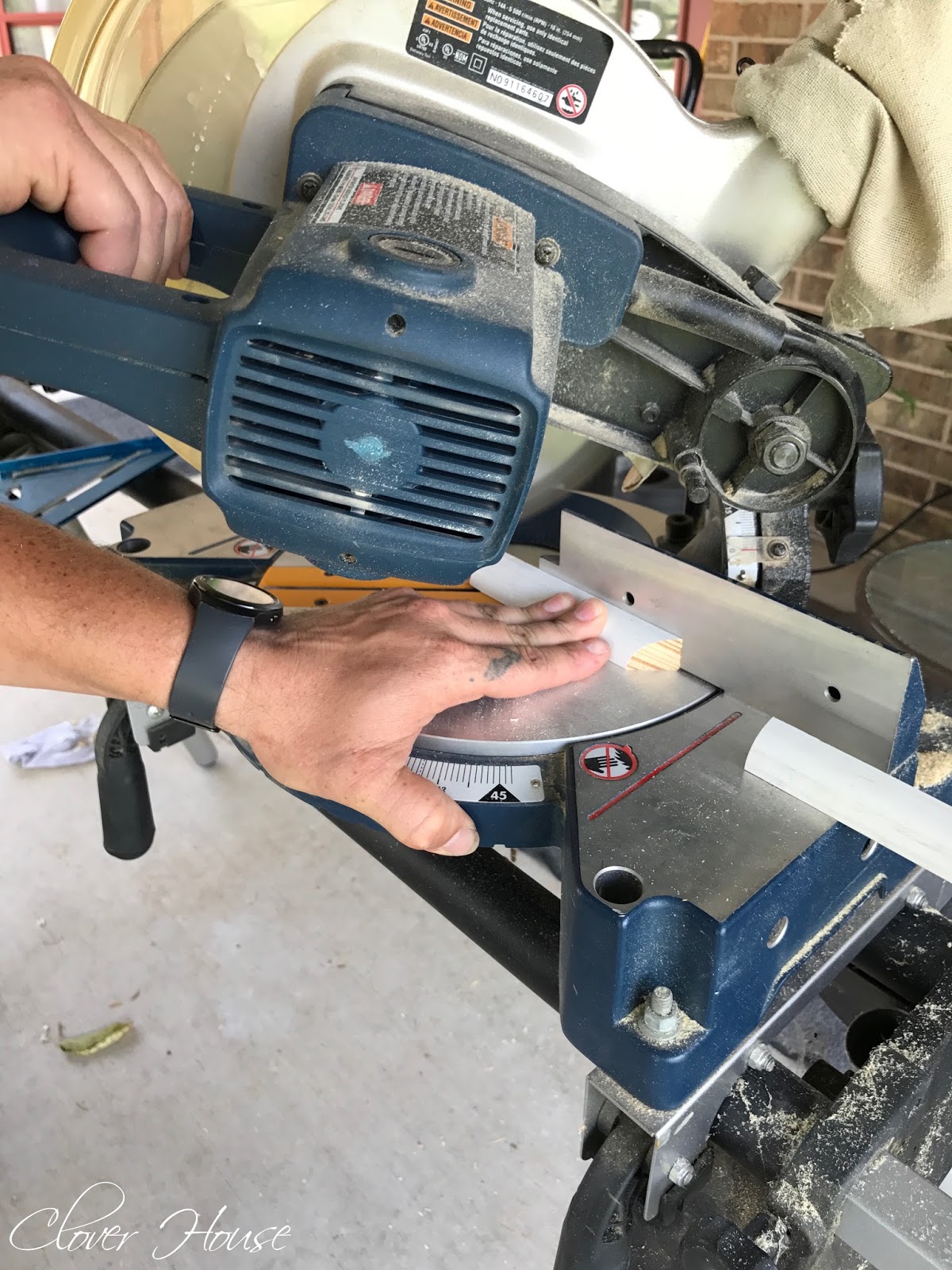 Clover House: DIY Perfect Baseboards