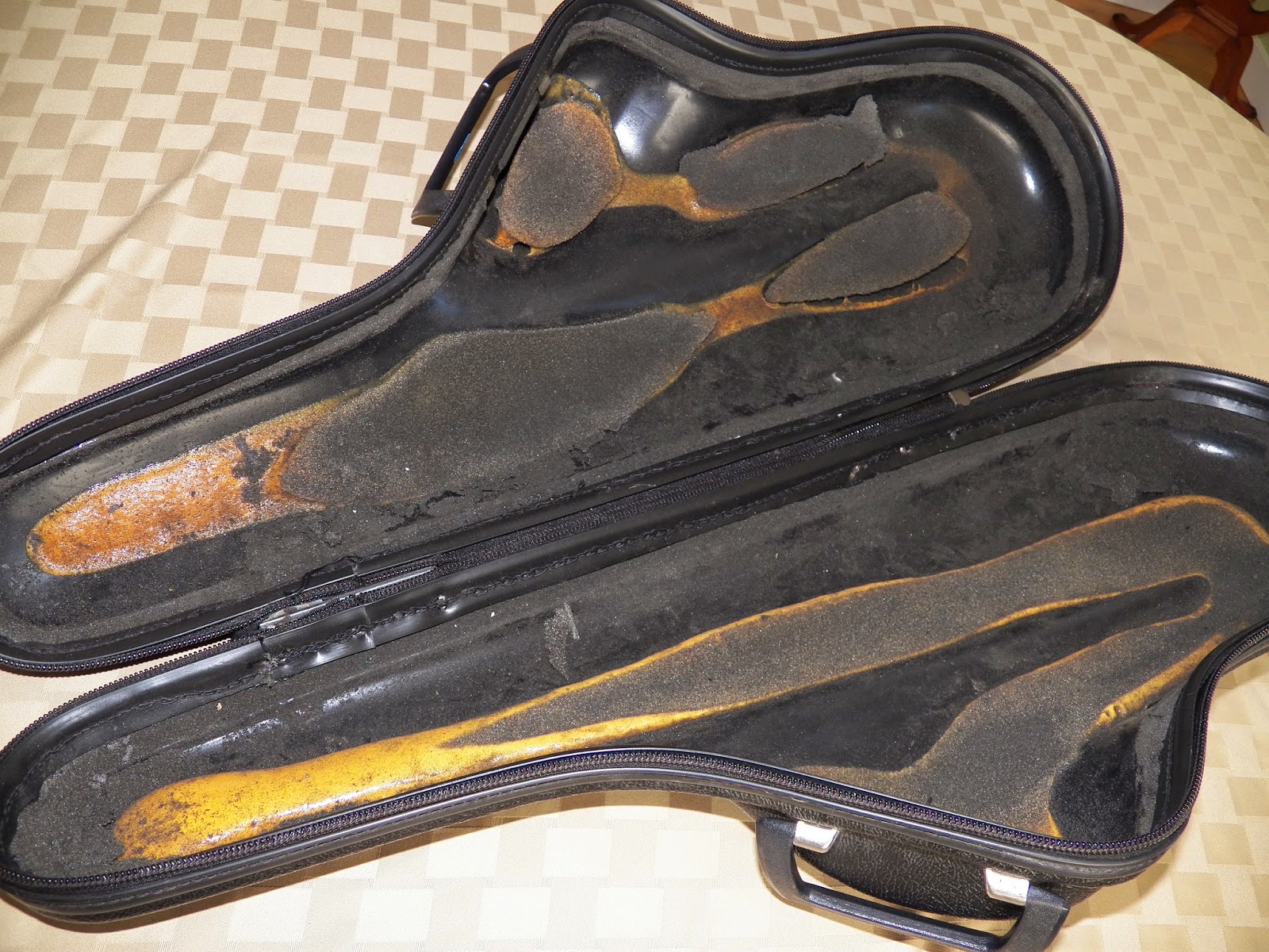 Stuff Sax A Custom Hard Case for Tenor Saxophone Hotrodding the