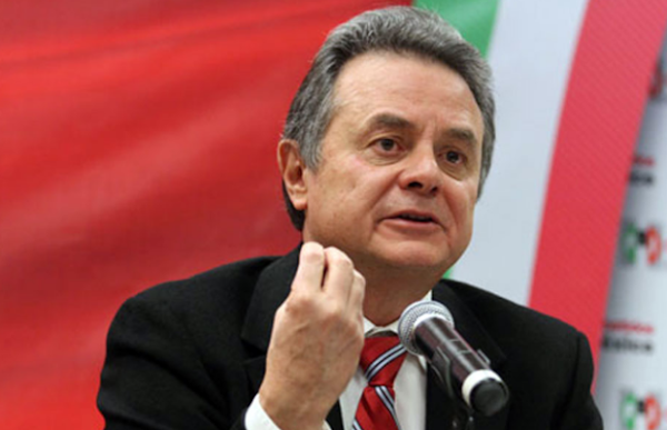Justifica Coldwell gasolinazo: “era necesario para no afectar las finanzas públicas” Debemos de aceptarlo. Justifica Coldwell gasolinazo: “era necesario para no afectar las finanzas públicas” Debemos de aceptarlo.
