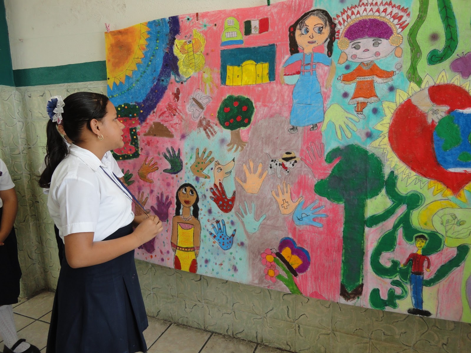 AULA EDUCATIVA "MANUEL CARPIO II": ELABORACIÓN DE UN MURAL : "LA