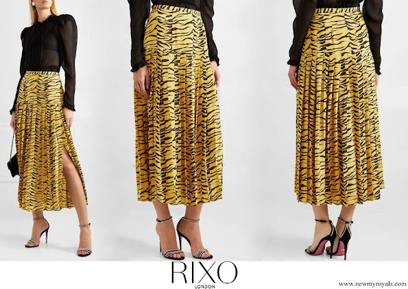 Crown-Princess-Mette-Marit-wore-RIXO-Tina-pleated-tiger-print-silk-crepe-de-chine-skirt.jpg