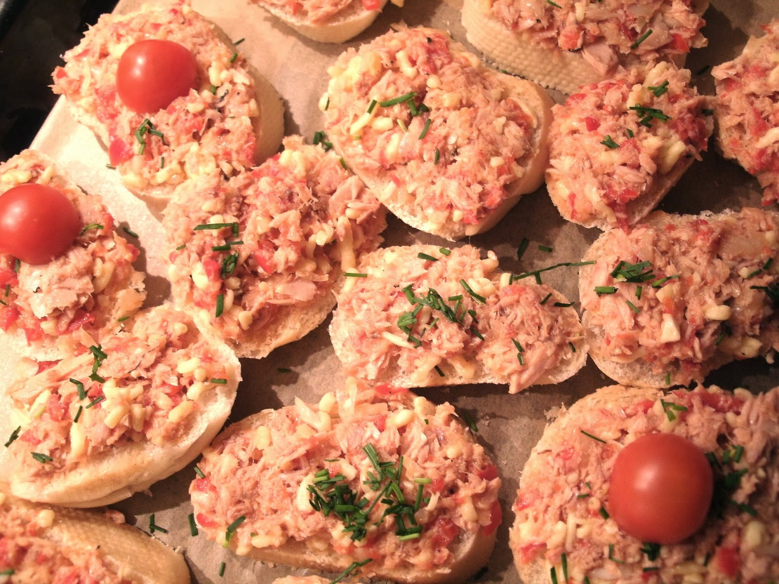 Bunter Kochlöffel- Lunchbox: Thunfisch- Paprika- Käse- Aufstrich zum ...