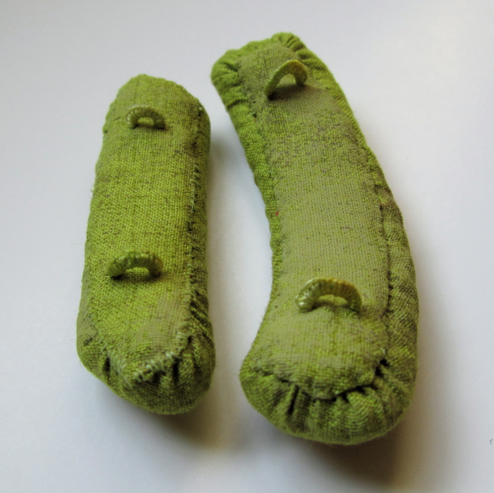 The Silly BooDilly: Embroidered Rocks???