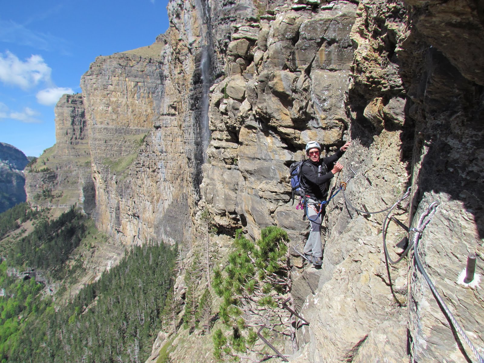 Jubilado a la marcheta: Clavijas de Cotatuero, Ordesa