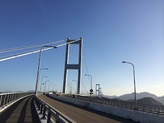 しまなみ海道の来島海峡大橋