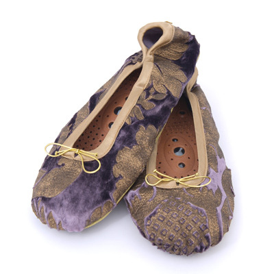 Latest Fashion: 2012 Latest,Massaging Slippers,Flat,Womens/Ladies Slippers Zone