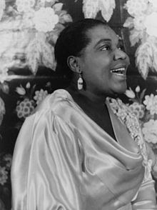 I udlandet karton bent Bman's Blues Report: I Need A Little Sugar In My Bowl - Bessie Smith