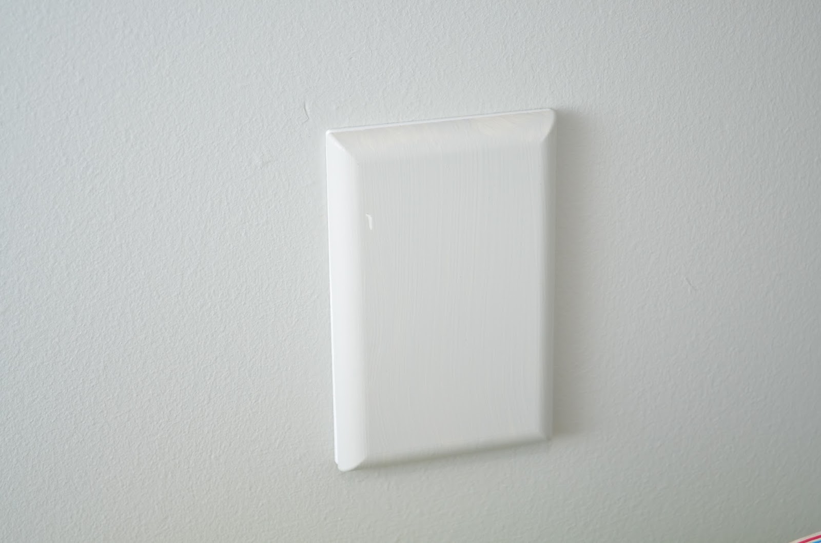 Apete's Reviews: Coverplug Paintable Electrical Outlet Cover