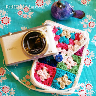 http://redhairedamazona.blogspot.com.au/2015/03/mini-granny-square-camera-case.html