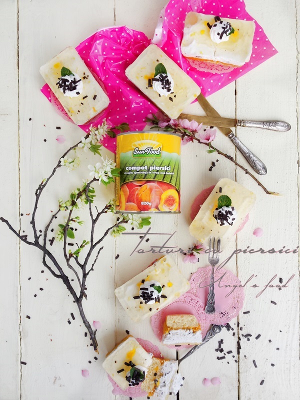 Tortulete cu piersici