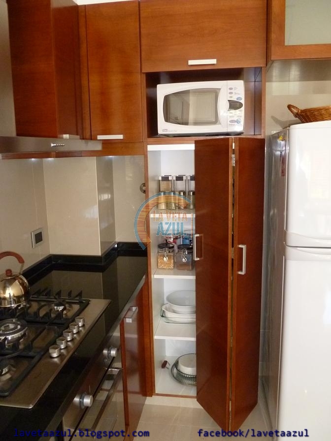 La Veta Azul: Mueble Cocina con Frentes en Lenga Lustrado