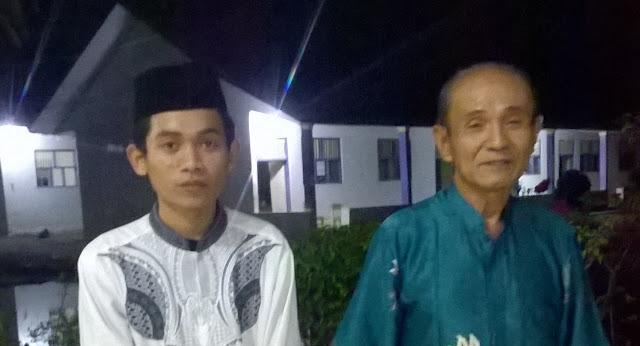 J U L U N G P U J U D Bersama Kh Abdul Syakur Yasin Ma J U L U N G P U J U D Bersama Kh Abdul Syakur Yasin Ma
