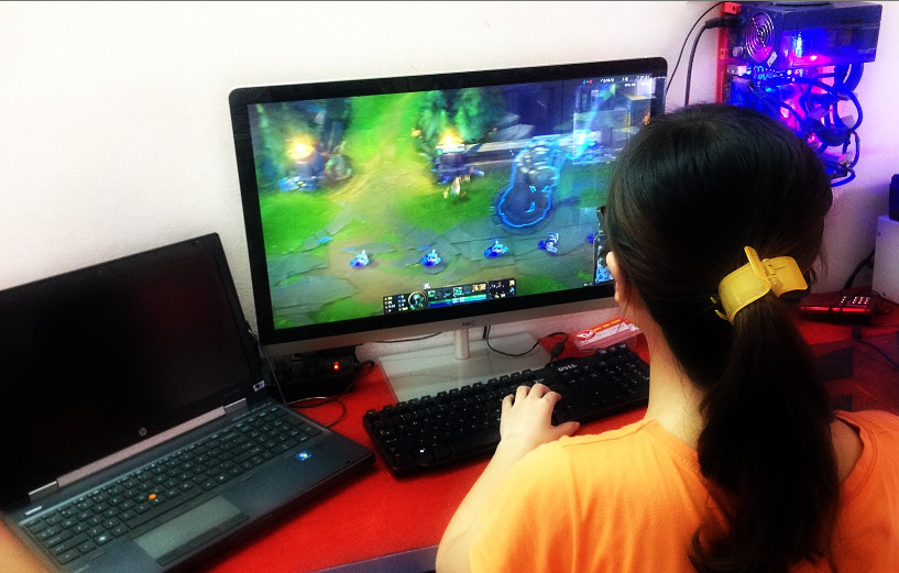 choi%2Bgame%2Bbang%2Blaptop%2Bhay%2Bmay%2Bban%2Bha%2Bnoi.jpg