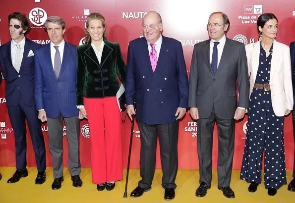 King Juan Carlos, Infanta Elena, Victoria Federica de Marichalar and Felipe Juan Froilan de Marichalar