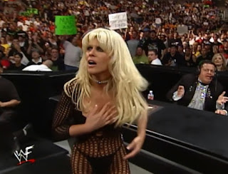 WWE / WWF Wrestlemania 2000 - The Kat faced Terri in a cat fight