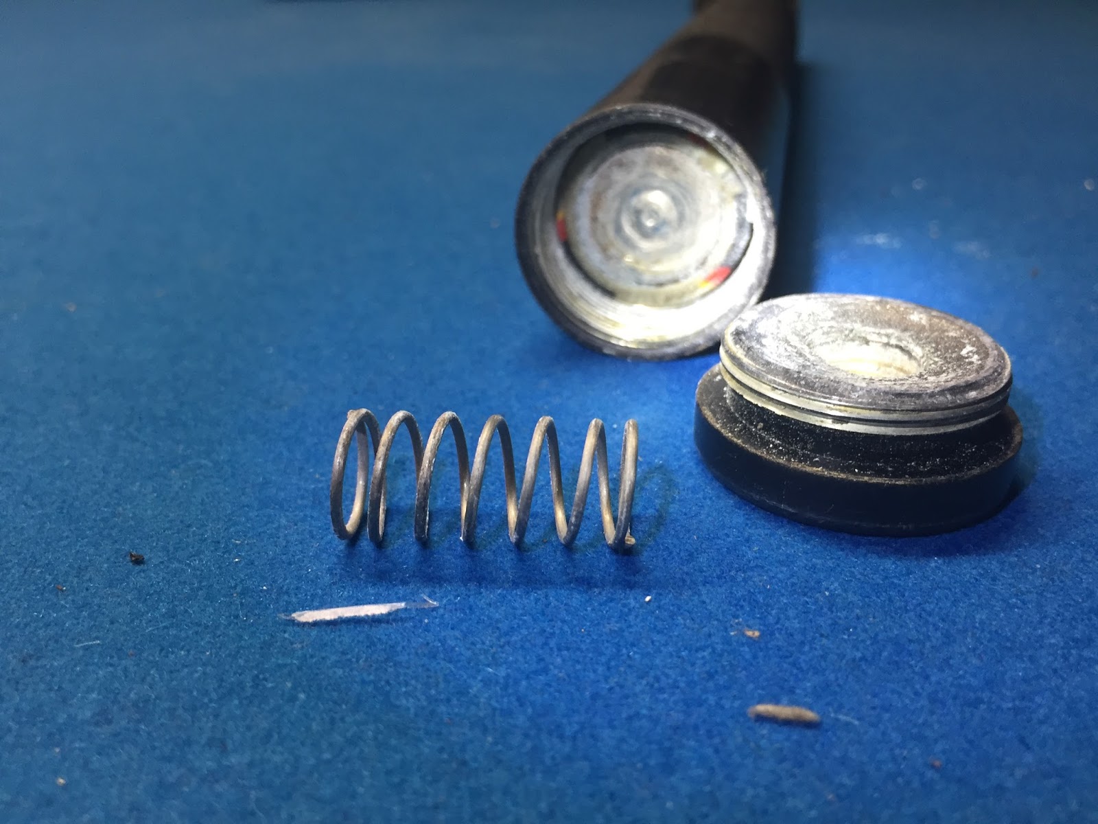 Maglite More than a Cop light Stuck Batteries