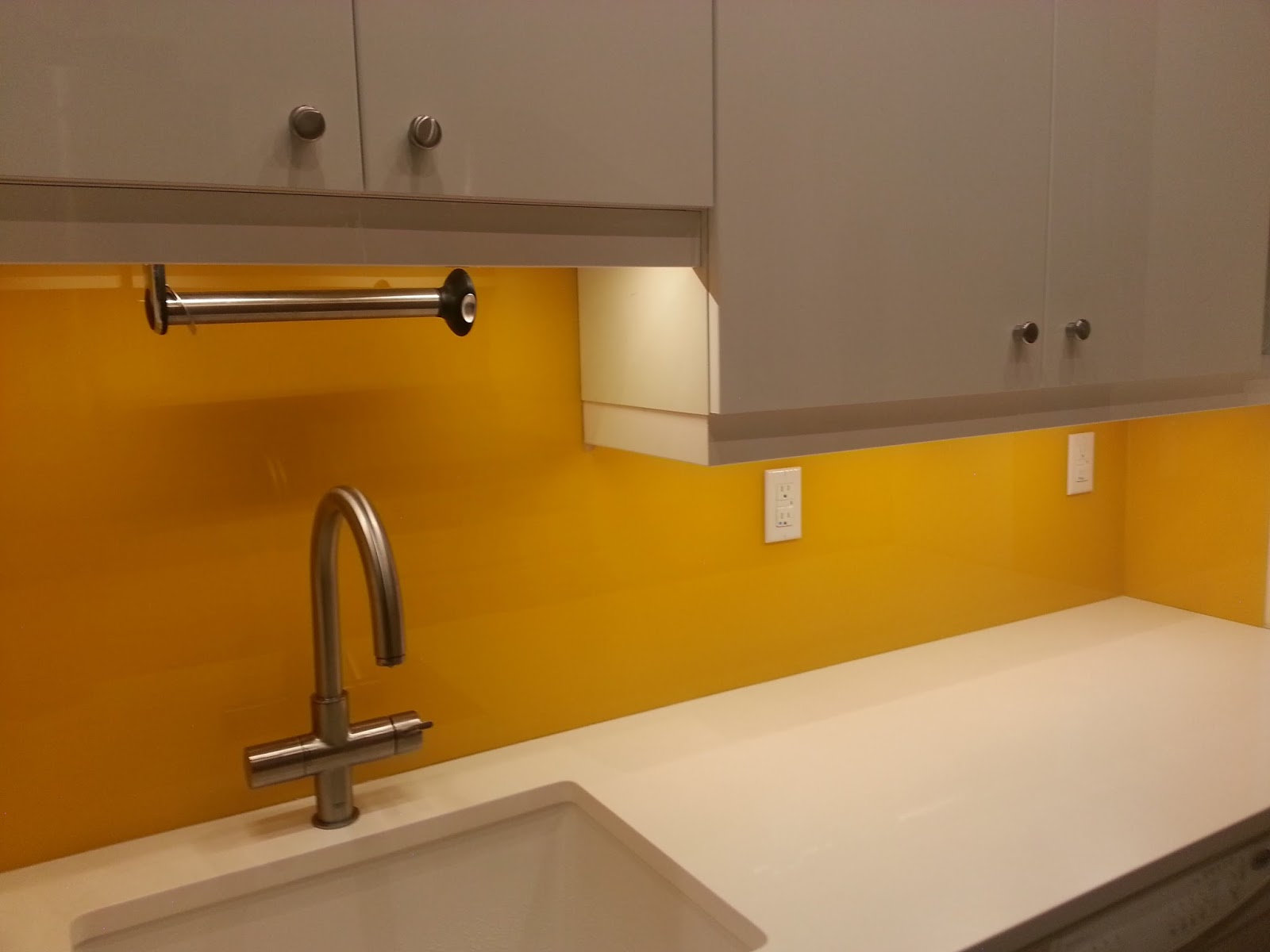 Vidrio protector contra salpicaduras (Backsplash) nyc VIDRIOS Y