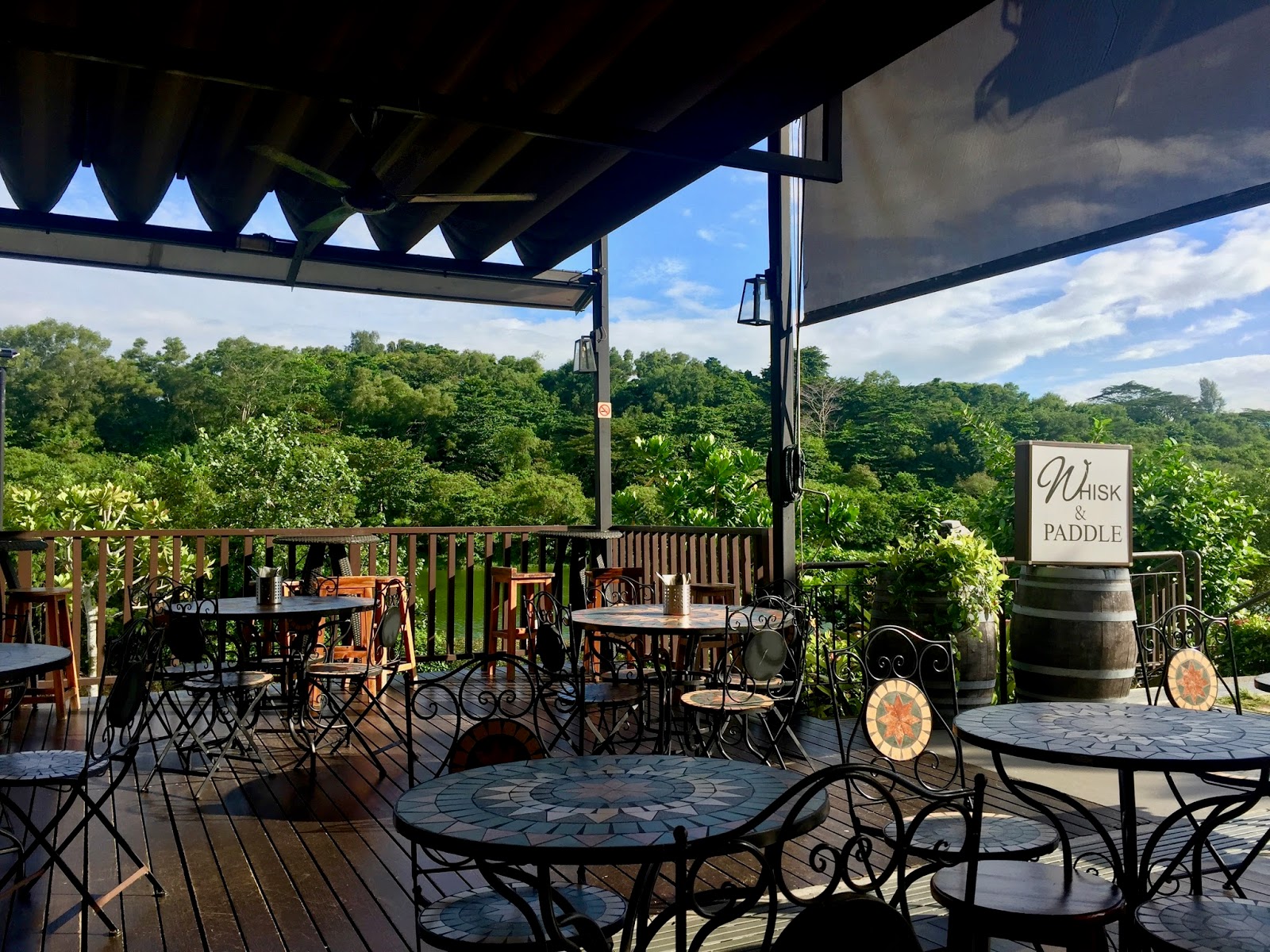 PUNGGOL'S MOST POPULAR CAFE WHISK & PADDLE MOOD FOR FOOD