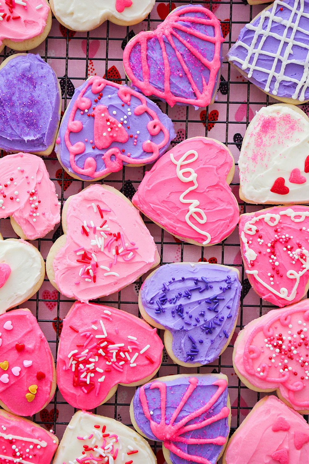 This simple and fun Valentine's Day cookie party is the perfect way to make some sweet memories with your little ones! 