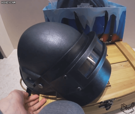 배틀그라운드에 미친 태연이에게 실제로 선물 보내준 PUBG | 인스티즈