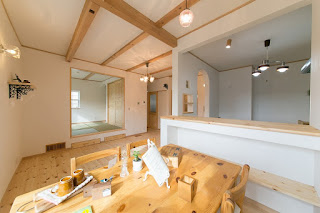 カフェのような家　自然素材の家　三重県鈴鹿市　みのやの家