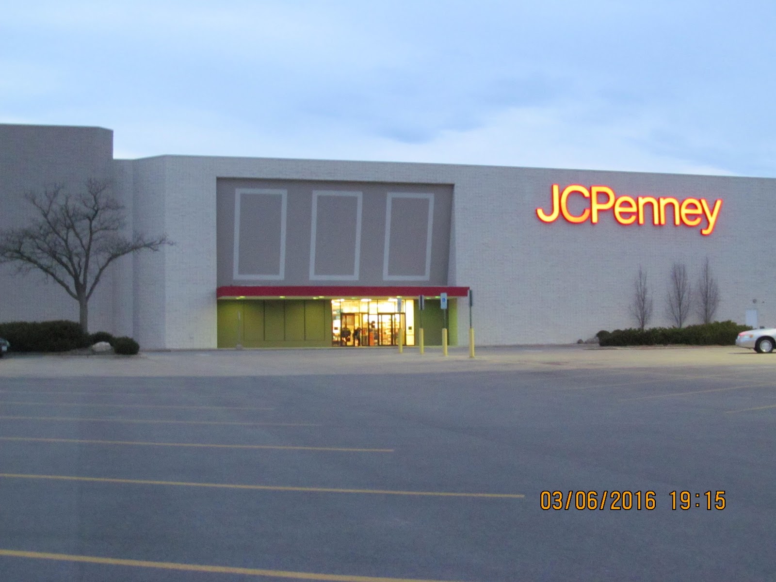 Trip to the Mall: March 2016