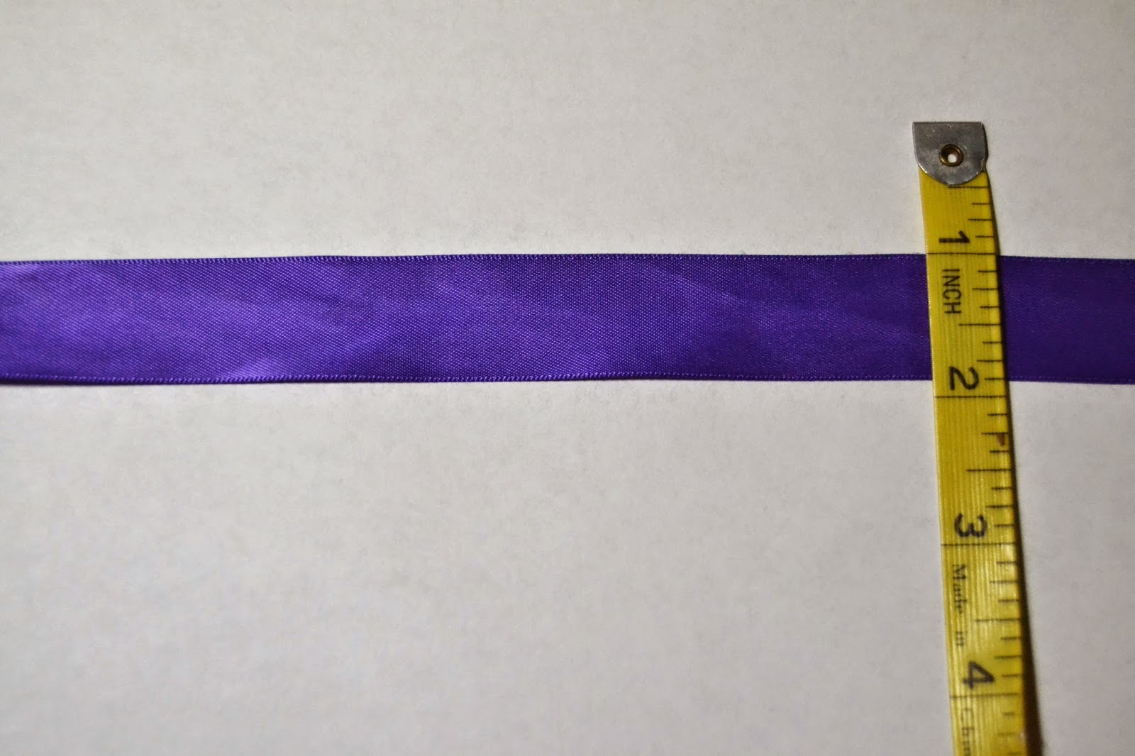 The Gangstress Ladies' Tutorials Hot Glue Ribbon Rosette Tutorial