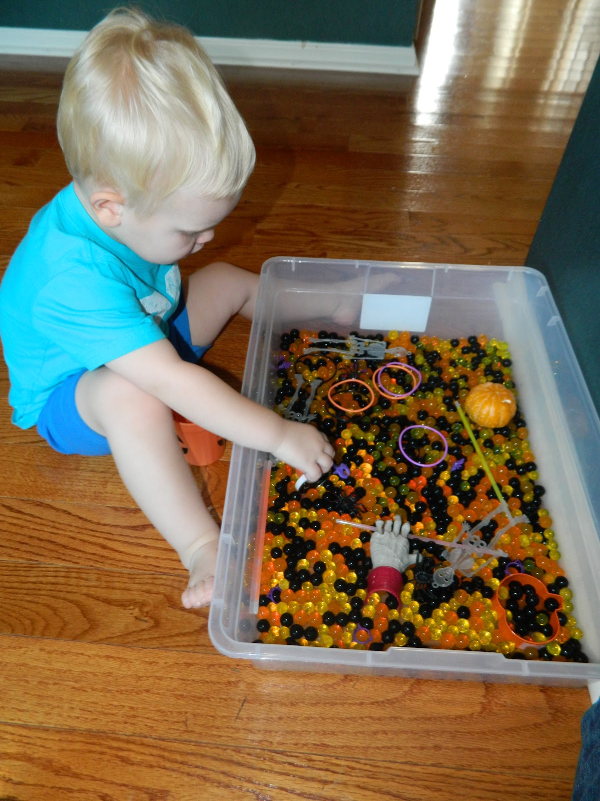 The Three Bears Get Crafty Halloween Sensory Box