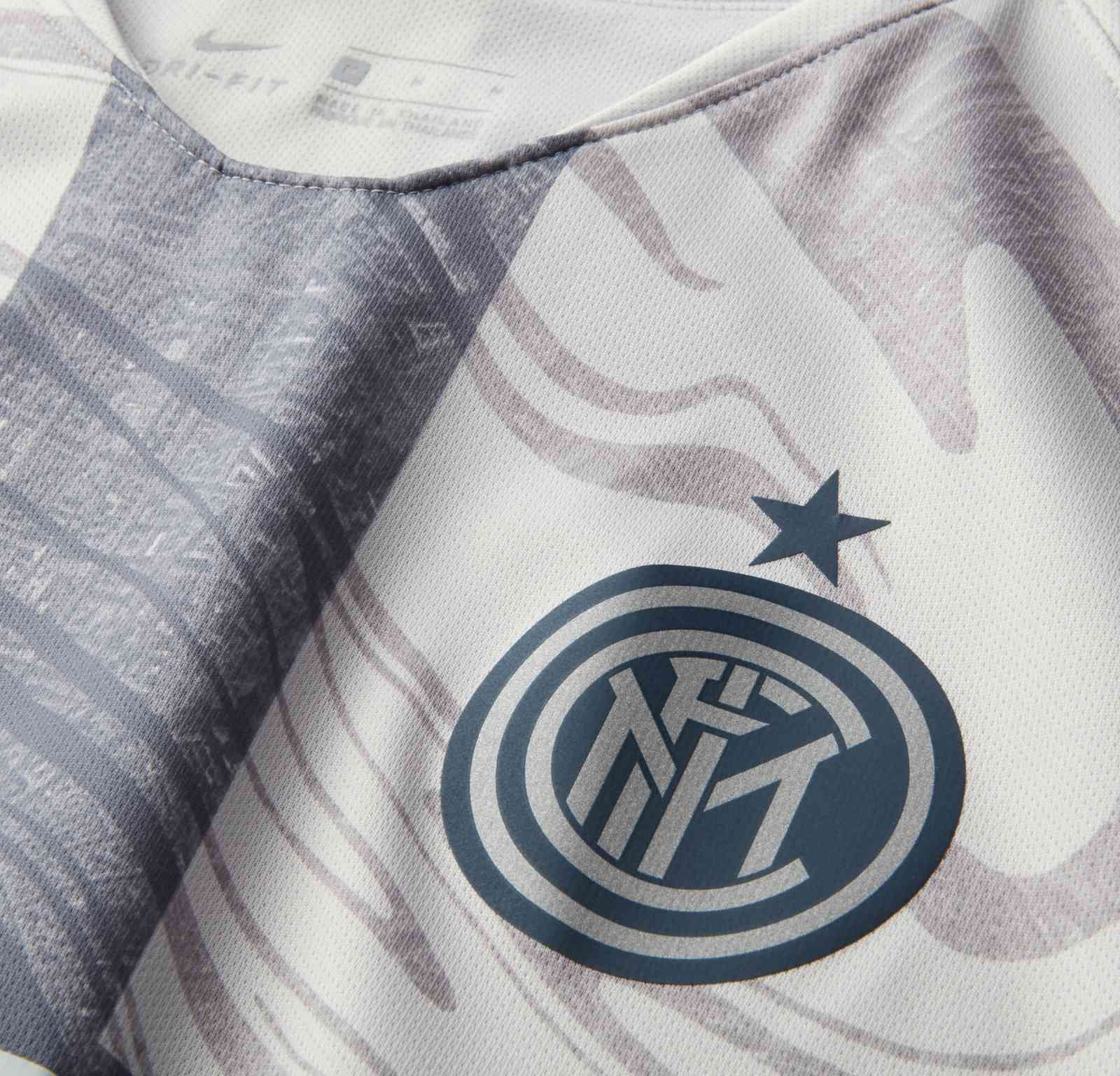 Inter lança nova camisa reserva para a temporada; veja fotos e