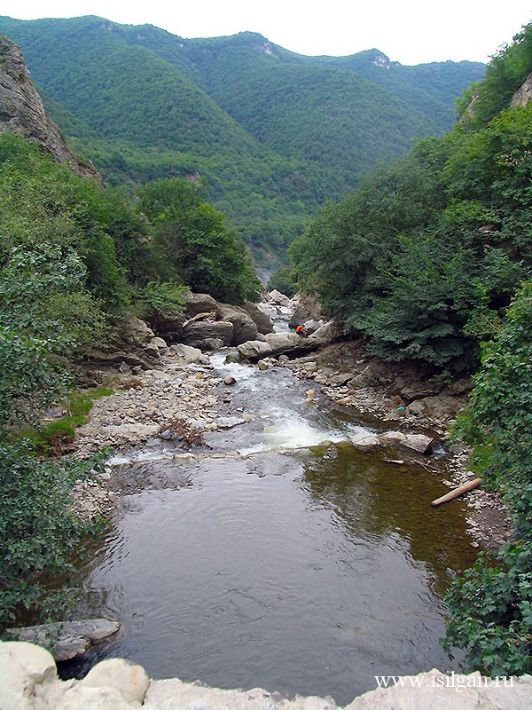 Хучнинский (Ханагский) водопад. Село Хучни. Республика Дагестан.