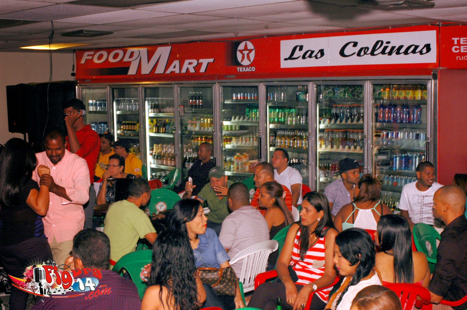 FOOD MART TEXACO LAS COLINAS con grandes atractivos para tu diversion