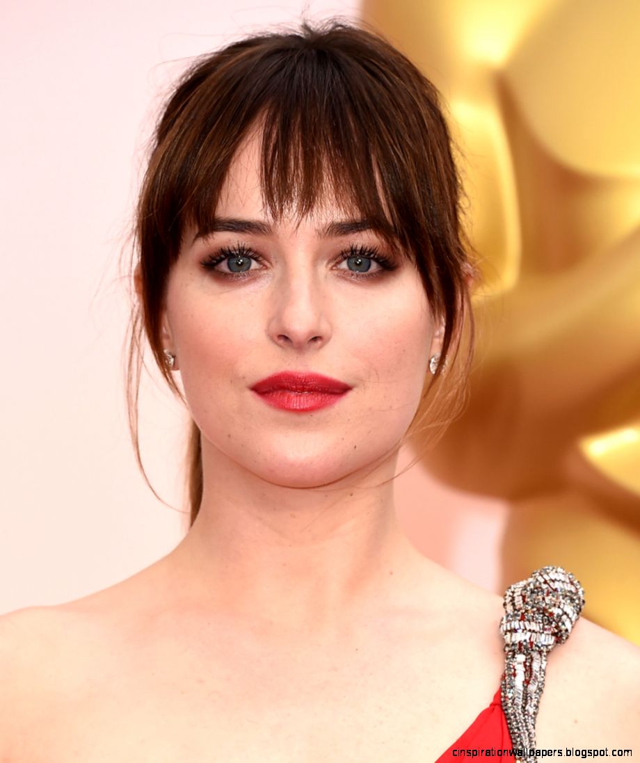 Fifty Shades of Grey39 Star Dakota Johnson Ditches the Bangs — See
