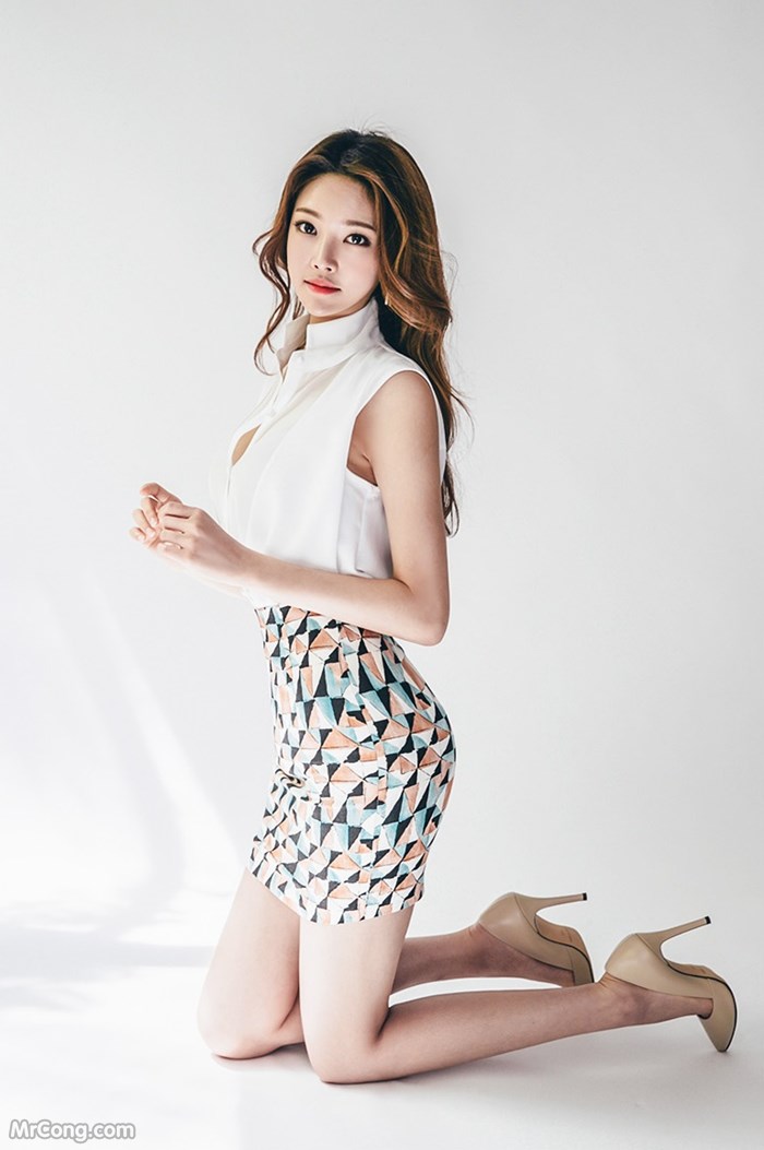 Beautiful Park Jung Yoon in the April 2017 fashion photo album (629 photos) photo 23-15