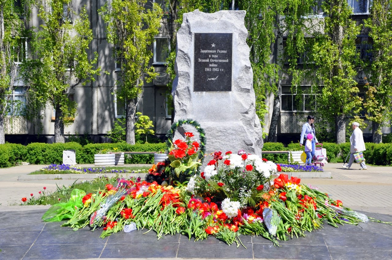 памятник пожарным и спасателям. площадь героев липецк. памятники великой отечественной войны в липецке. липецк мастерские памятников. памятник ударнице.