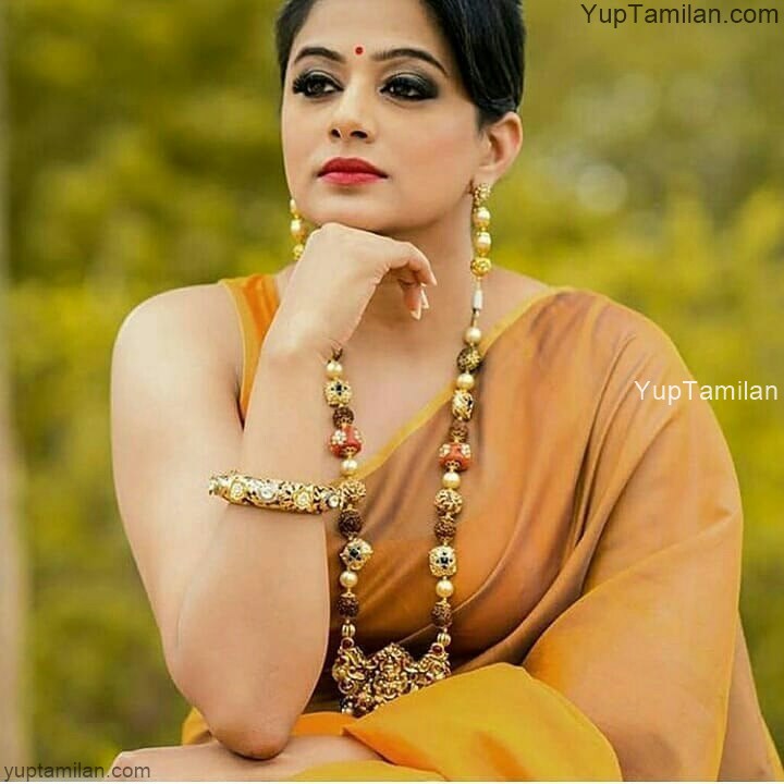 [Image: Priyamani%2BHD%2Bsaree%2Bstills%2B%25284%2529.jpg]