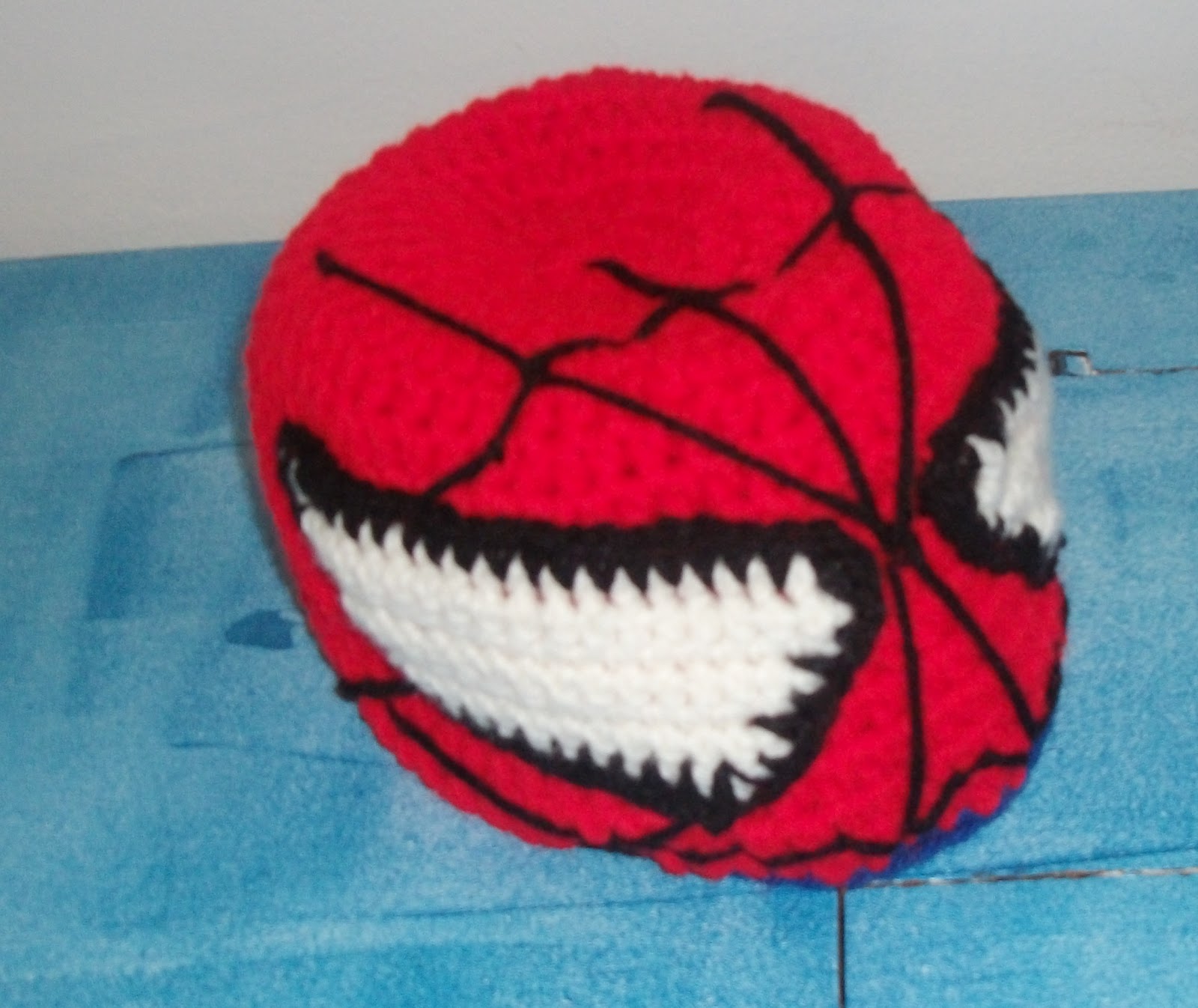 melodycrochet-the-making-of-spiderman-crochet-hat
