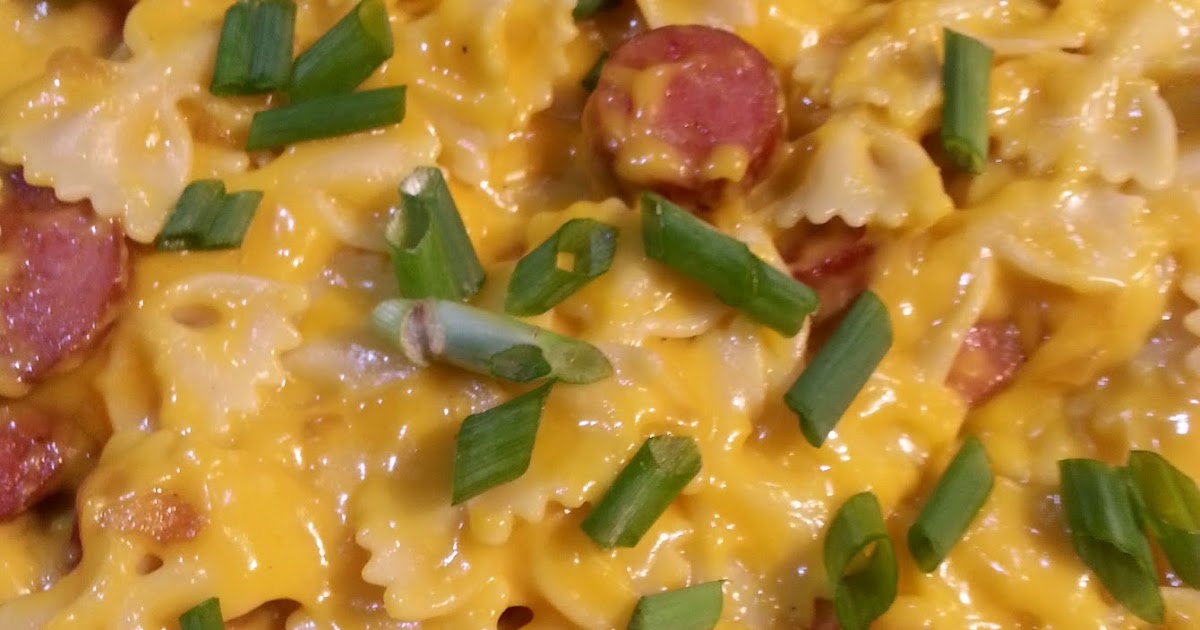Christine's Pantry Cheesy Fire Roasted Garlic Smoked Sausage with Pasta