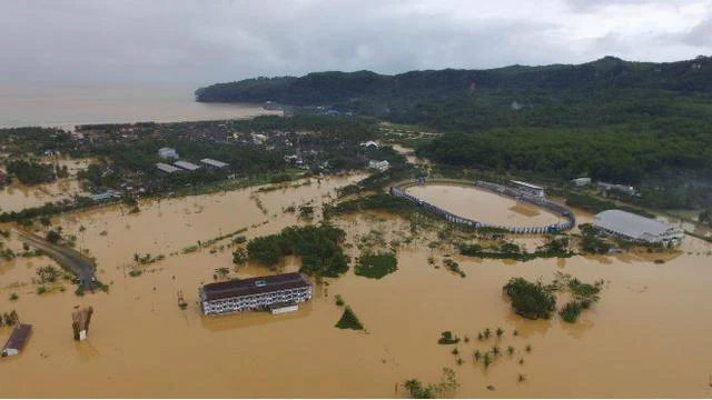 Penyebab dan Usaha Mengurangi Resiko Banjir di Daerah