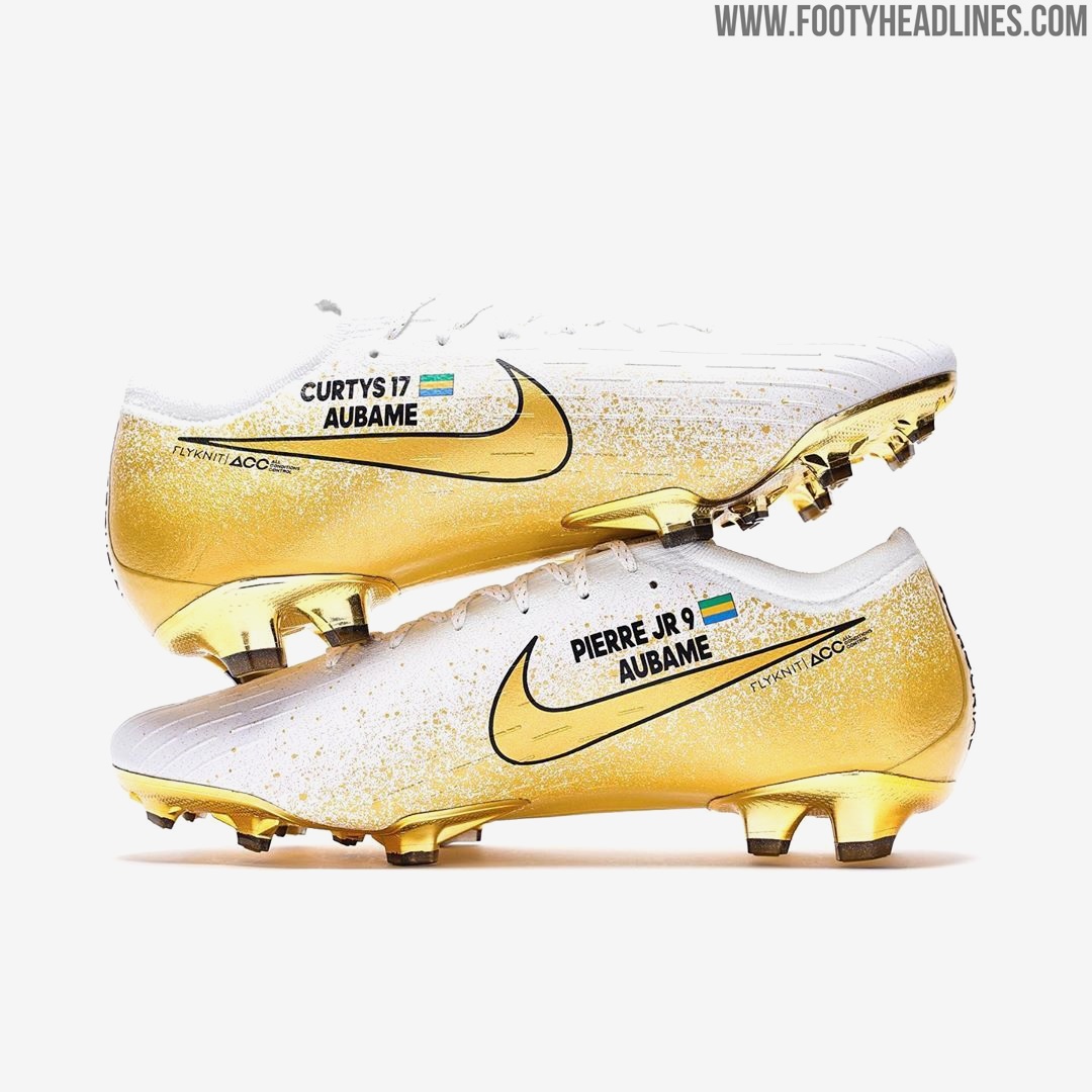 aubameyang soccer boots
