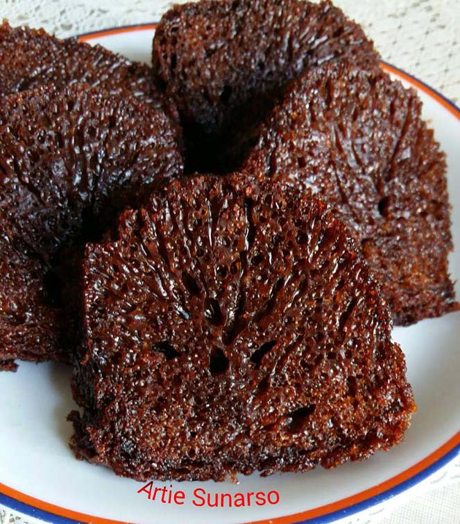 Cara Membuat Caramel Cake / Bolu Sarang Semut | RESEP KITA