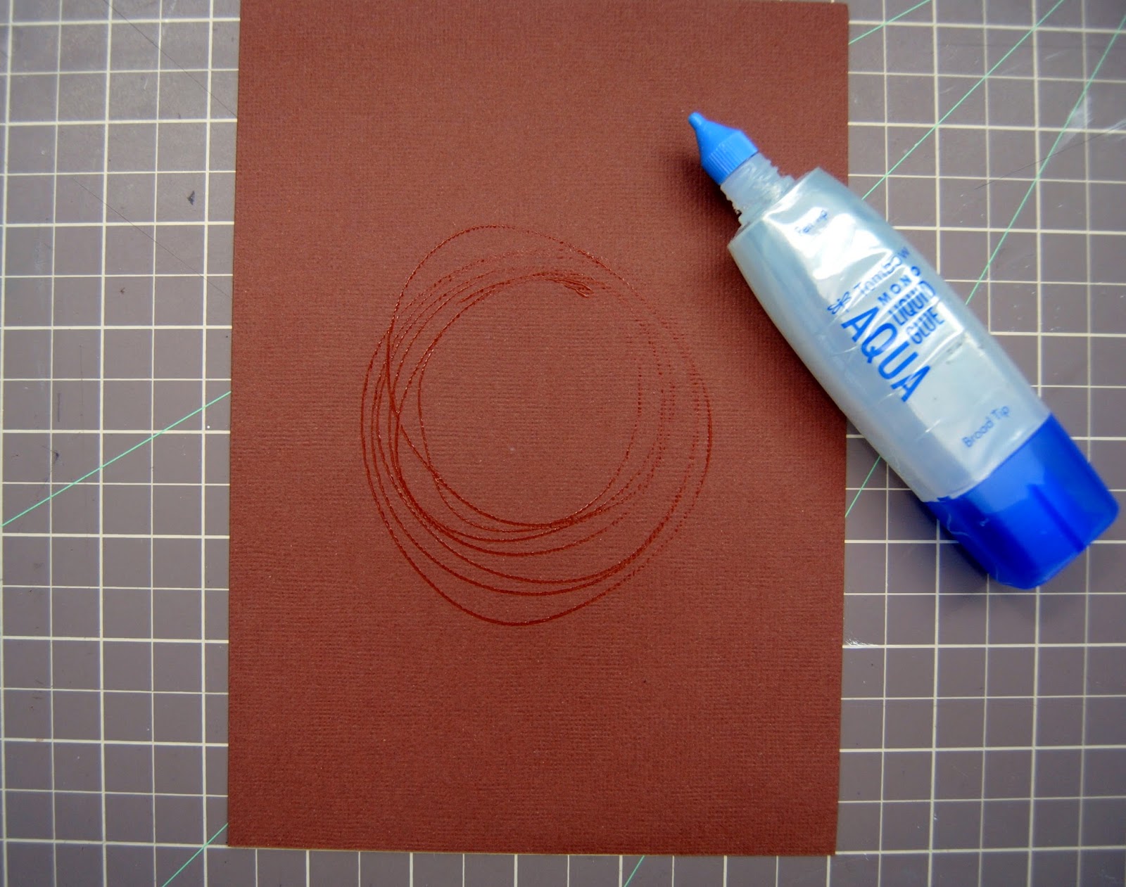 ScrapMuch?: Jayne's Embossing Tutorial