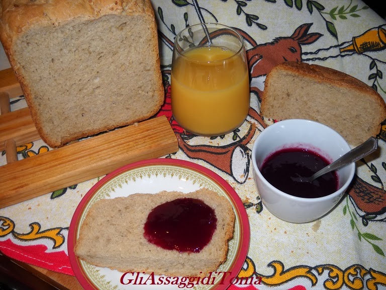 pane con semi di girasole