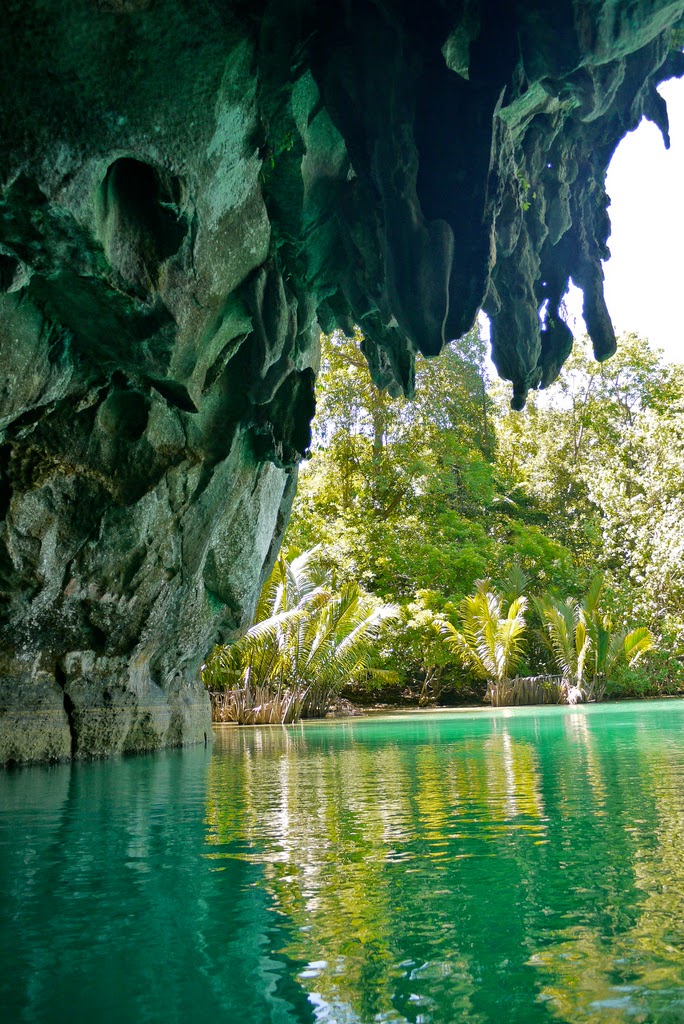 10 Most Famous Travel Destinations In Philippines | Puerto Princesa Underground River ,Philippines