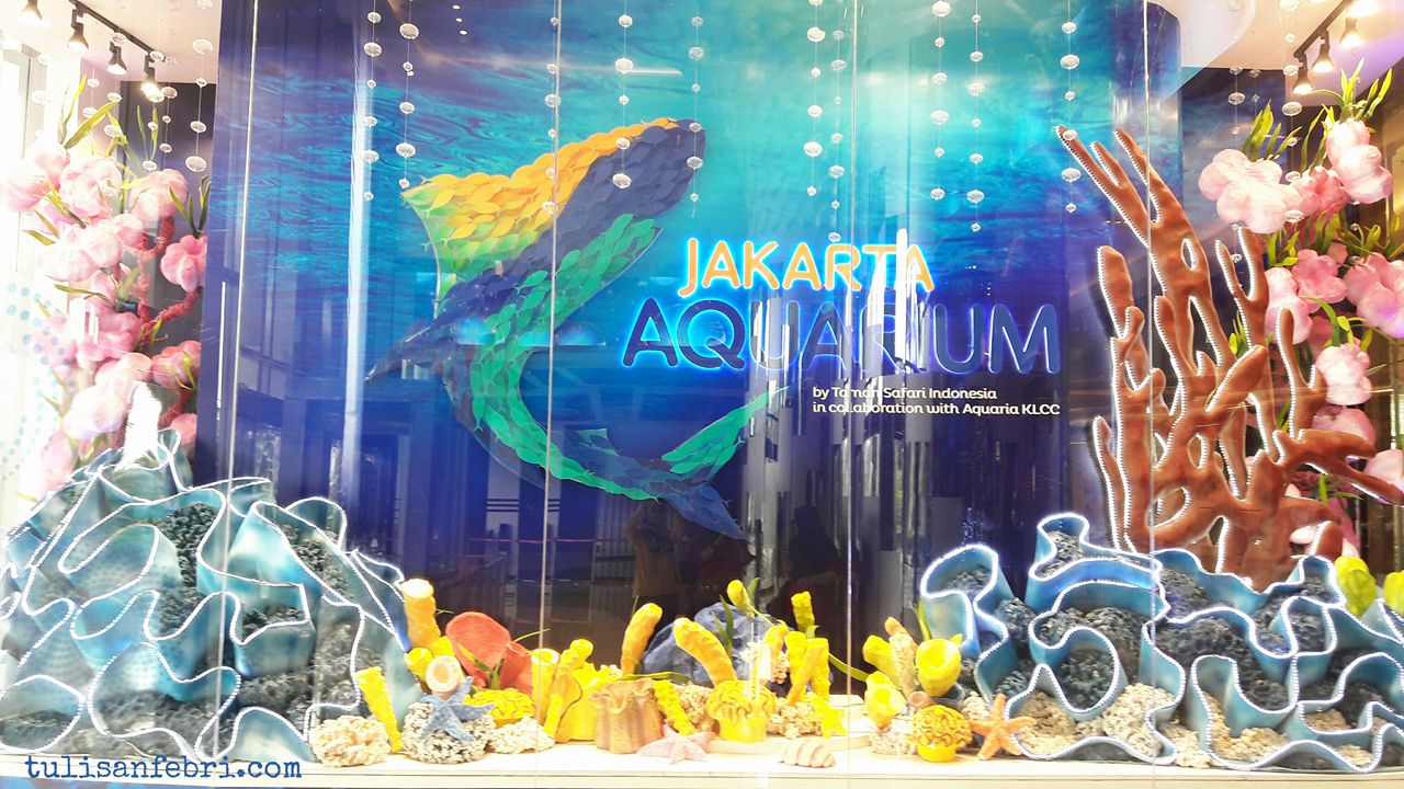 Jakarta aquarium central park